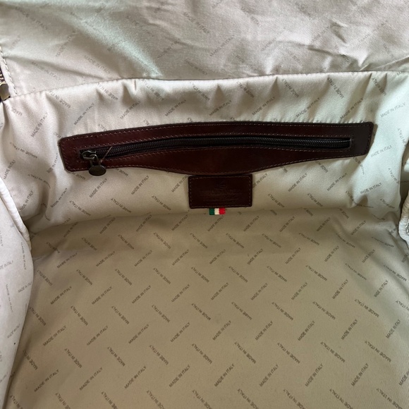 #2222 BRAND NEW Old Angler Leather Duffel Bag & Terrida Luxury Toiletry Case - Picture 8 of 14